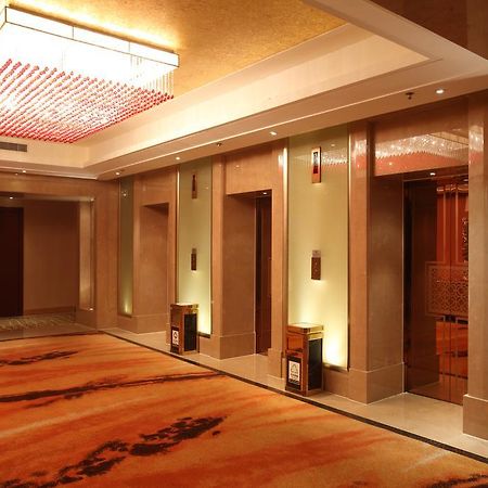 Beijing Wuhuan Hotel エクステリア 写真